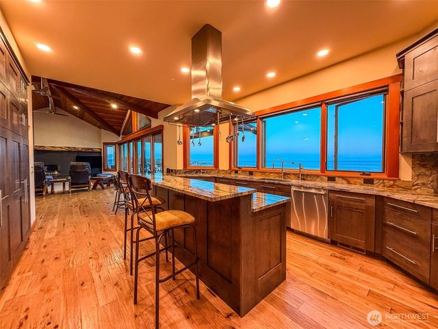 115 Clipper Way, Friday Harbor, WA 98250