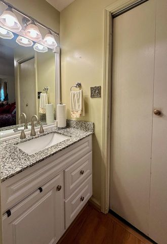 4664 S AMANDA OAKS CIR, Memphis, TN 38141