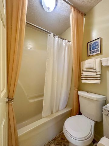 4664 S AMANDA OAKS CIR, Memphis, TN 38141