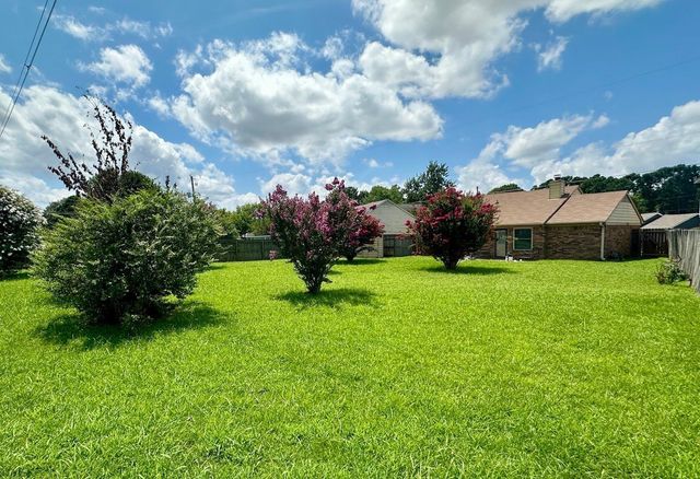 4664 S AMANDA OAKS CIR, Memphis, TN 38141