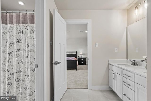 1024 MILES CT, Cheltenham, PA 19012