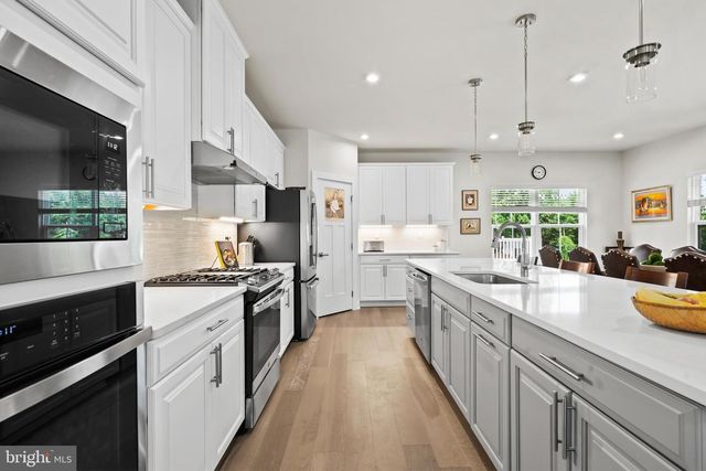 1024 MILES CT, Cheltenham, PA 19012