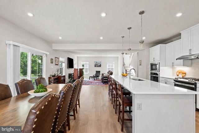 1024 MILES CT, Cheltenham, PA 19012
