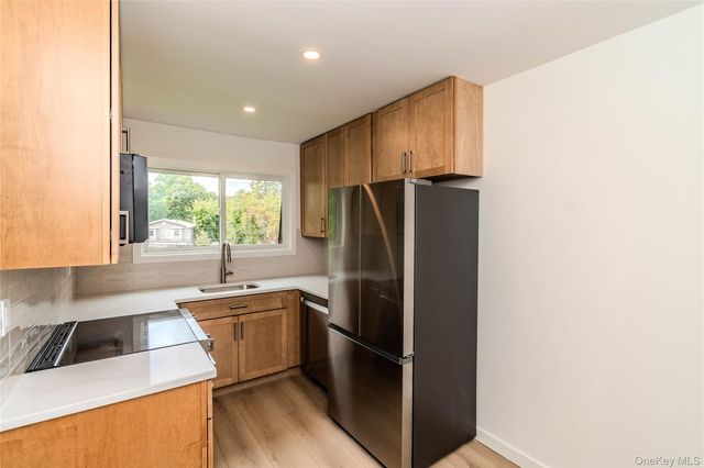 36 Richard Court, Pomona, NY 10970