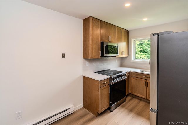 36 Richard Court, Pomona, NY 10970