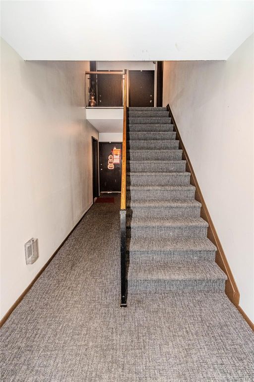 36 Richard Court, Pomona, NY 10970 — photo 4