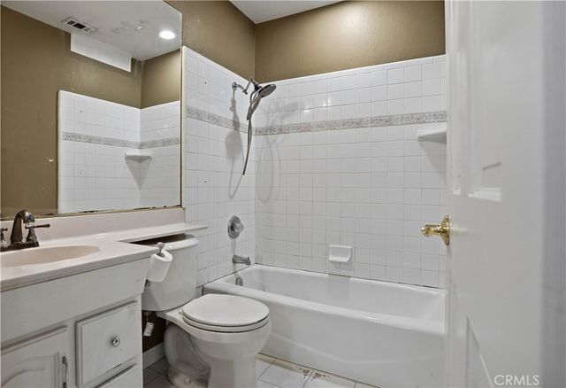 22470 Lighthouse Drive, Canyon Lake, CA 92587