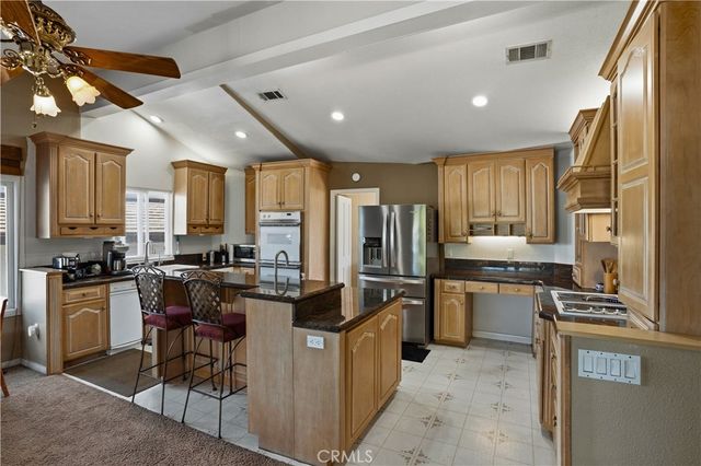 22470 Lighthouse Drive, Canyon Lake, CA 92587