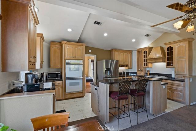 22470 Lighthouse Drive, Canyon Lake, CA 92587