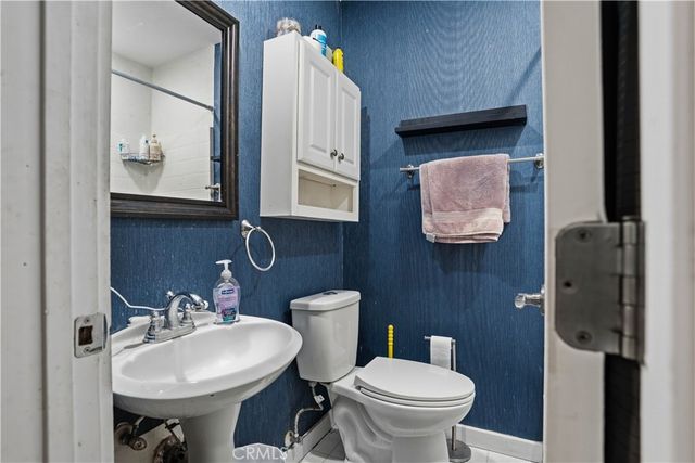 22470 Lighthouse Drive, Canyon Lake, CA 92587