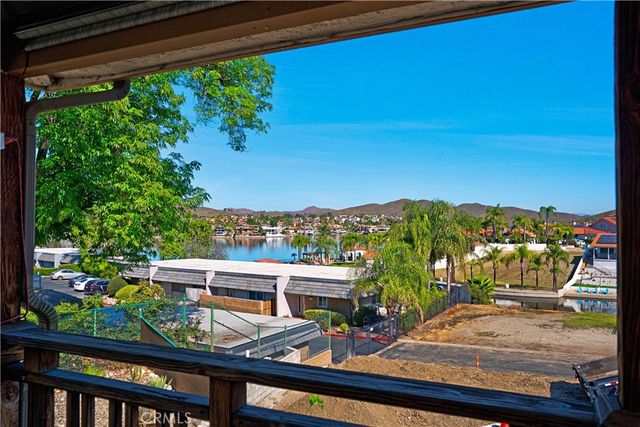 22470 Lighthouse Drive, Canyon Lake, CA 92587