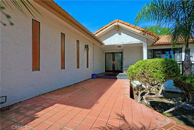 22470 Lighthouse Drive, Canyon Lake, CA 92587