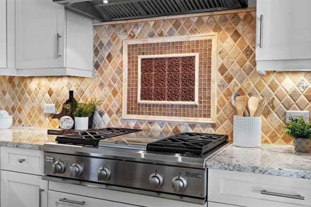 17214 BROADOAK DRIVE, Tampa, FL 33647