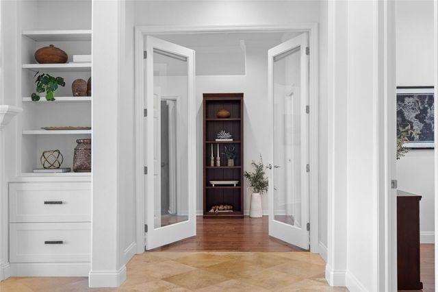 17214 BROADOAK DRIVE, Tampa, FL 33647