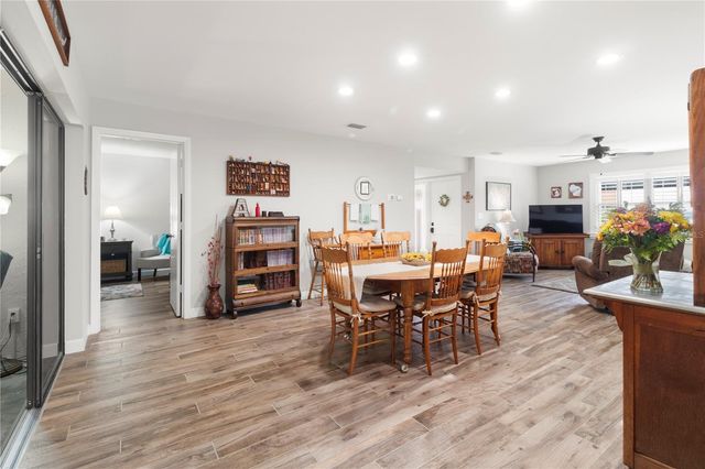 6064 FAIRWAY LANE 1512, Bradenton, FL 34210