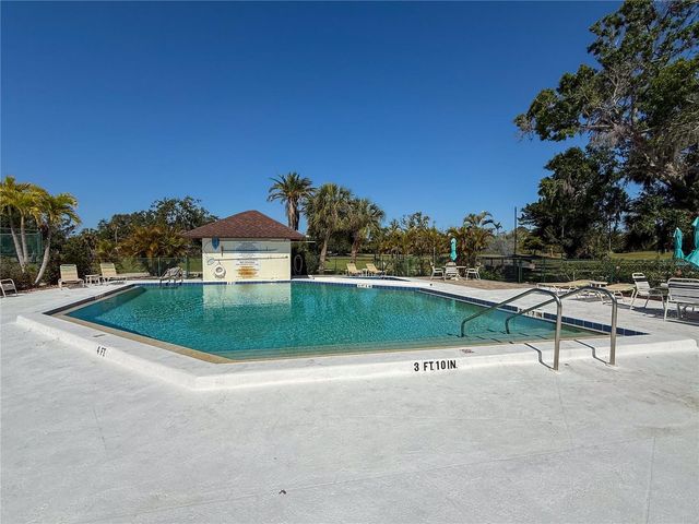 6064 FAIRWAY LANE 1512, Bradenton, FL 34210