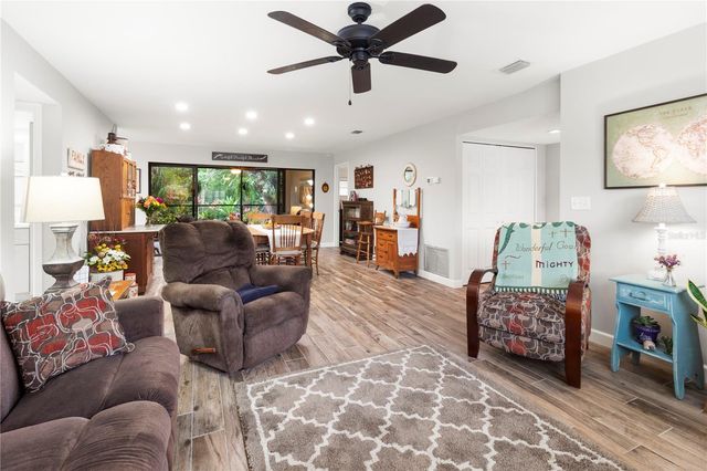 6064 FAIRWAY LANE 1512, Bradenton, FL 34210