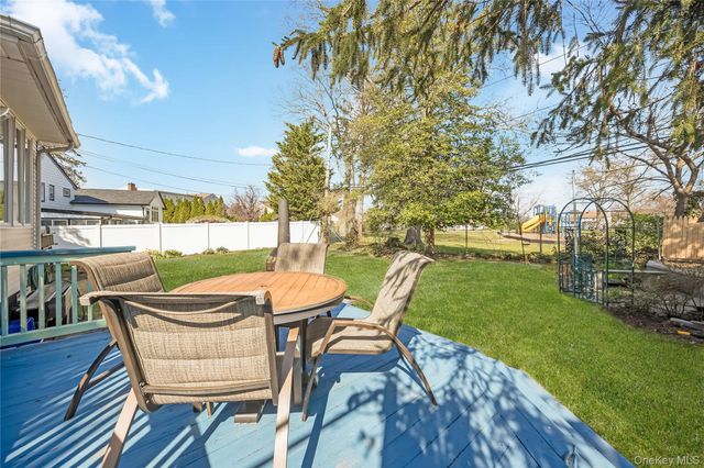 55 Amherst Drive, Massapequa, NY 11758