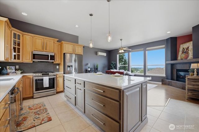 3216 Shelly Hill Road, Mount Vernon, WA 98274