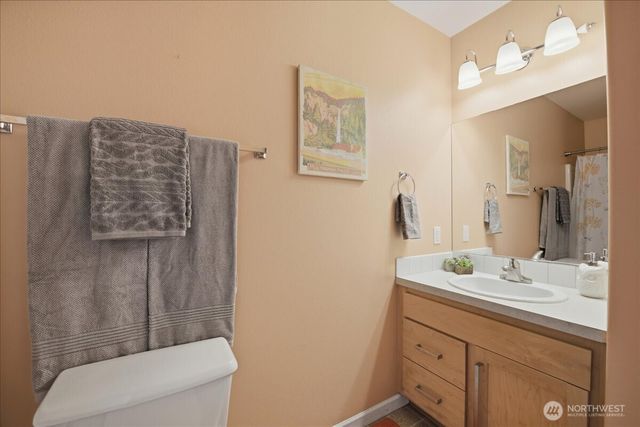 3216 Shelly Hill Road, Mount Vernon, WA 98274