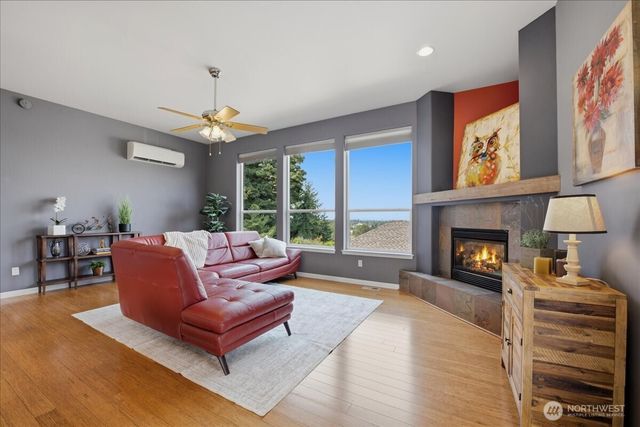 3216 Shelly Hill Road, Mount Vernon, WA 98274