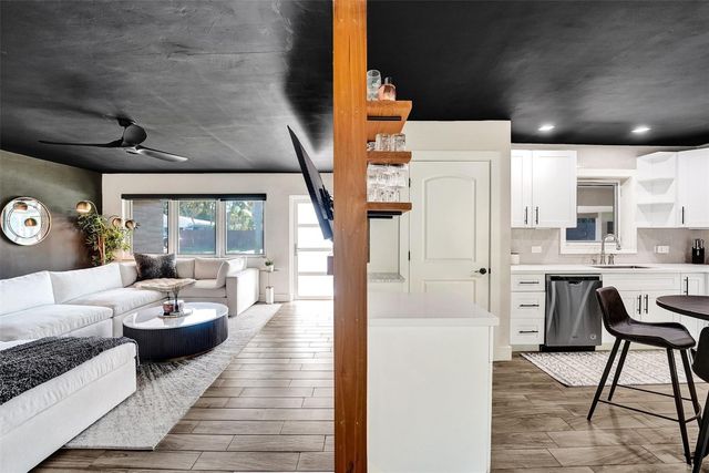 401 NE 49th Street, Fort Lauderdale, FL 33334