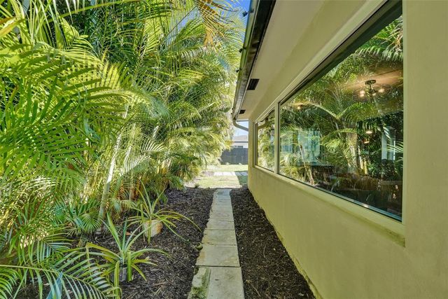 401 NE 49th Street, Fort Lauderdale, FL 33334