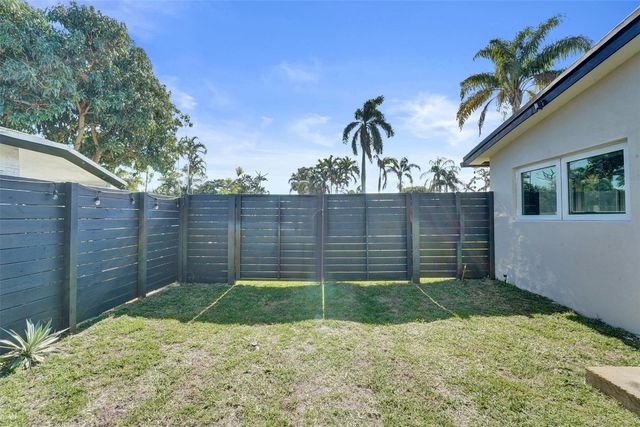 401 NE 49th Street, Fort Lauderdale, FL 33334