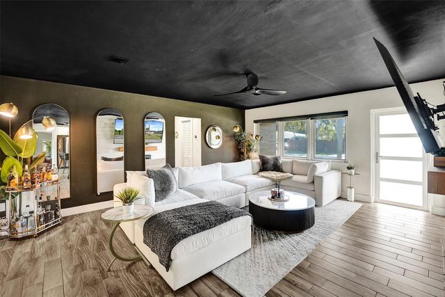 401 NE 49th Street, Fort Lauderdale, FL 33334