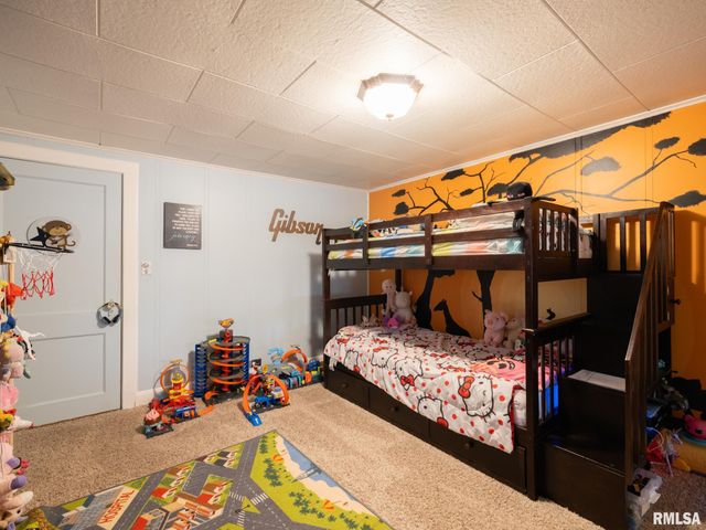 2815 W ROHMANN Avenue, West Peoria, IL 61604