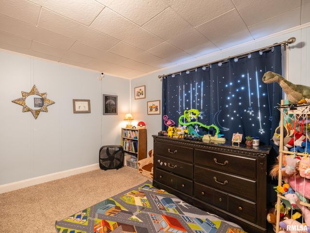 2815 W ROHMANN Avenue, West Peoria, IL 61604