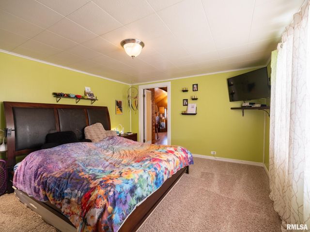 2815 W ROHMANN Avenue, West Peoria, IL 61604