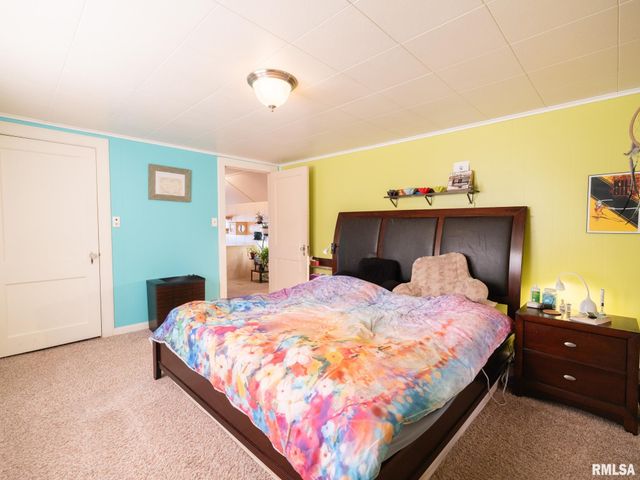 2815 W ROHMANN Avenue, West Peoria, IL 61604