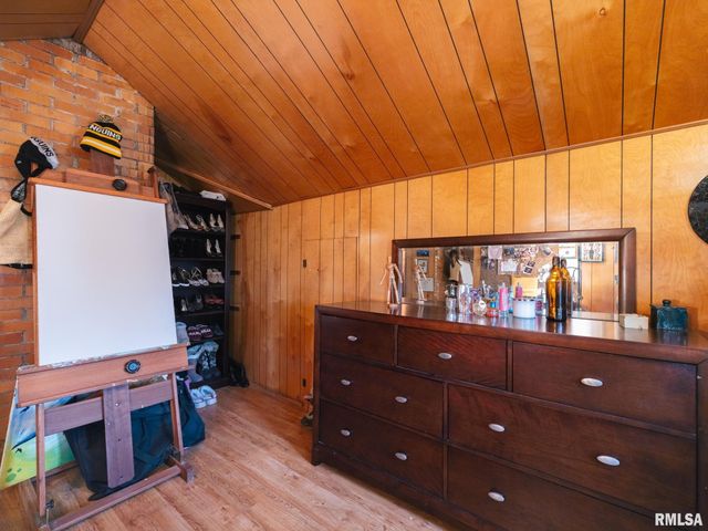 2815 W ROHMANN Avenue, West Peoria, IL 61604