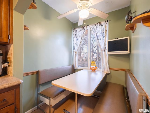 2815 W ROHMANN Avenue, West Peoria, IL 61604