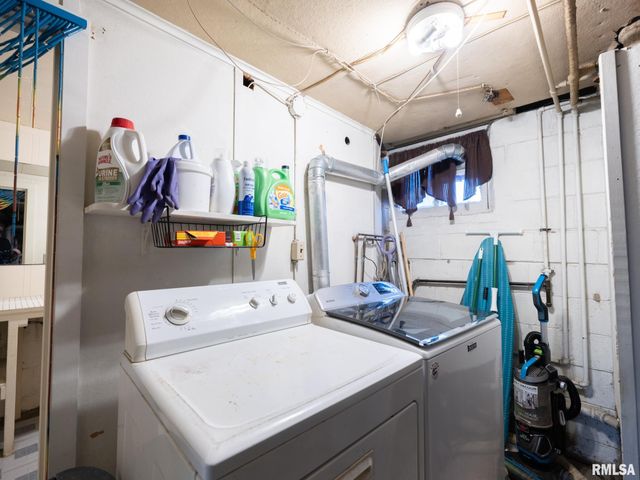 2815 W ROHMANN Avenue, West Peoria, IL 61604