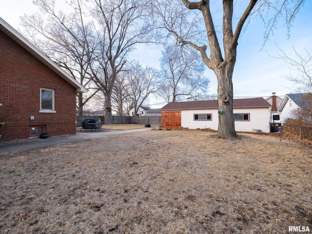 2815 W ROHMANN Avenue, West Peoria, IL 61604