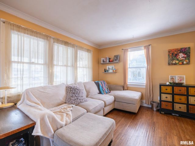 2815 W ROHMANN Avenue, West Peoria, IL 61604