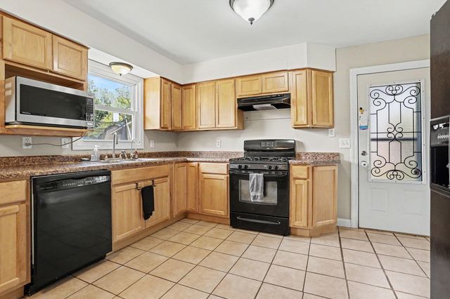 5732 Monticello Avenue, Portage, MI 49024