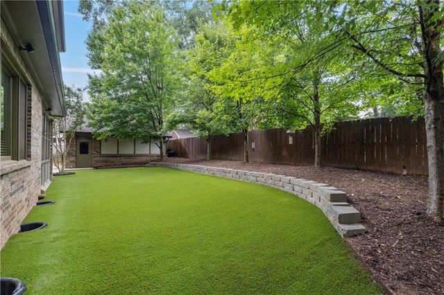 211 W Hill Street, Decatur, GA 30030