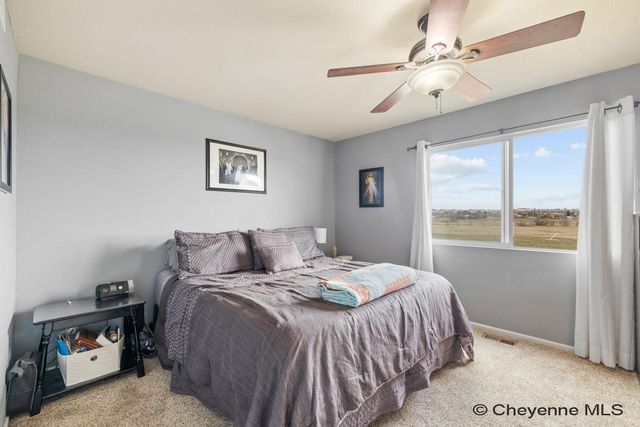 1805 MEADOW DR, Cheyenne, WY 82001