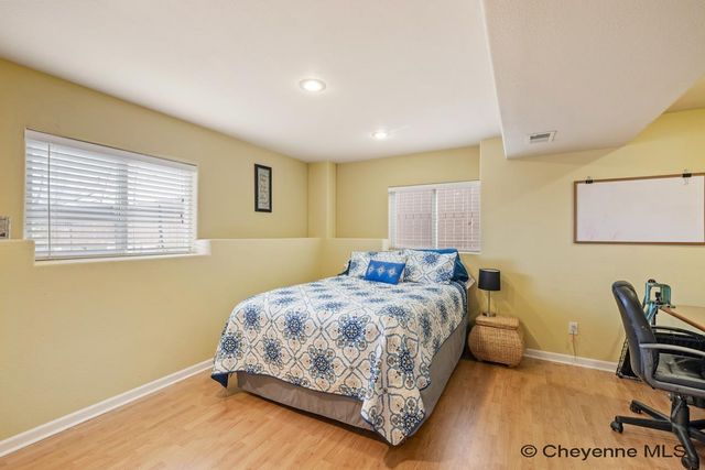1805 MEADOW DR, Cheyenne, WY 82001