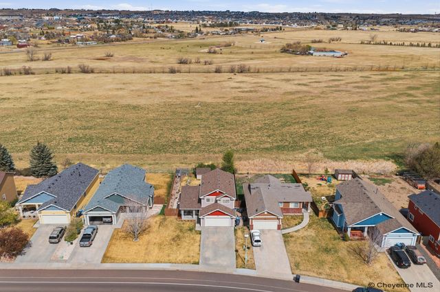 1805 MEADOW DR, Cheyenne, WY 82001