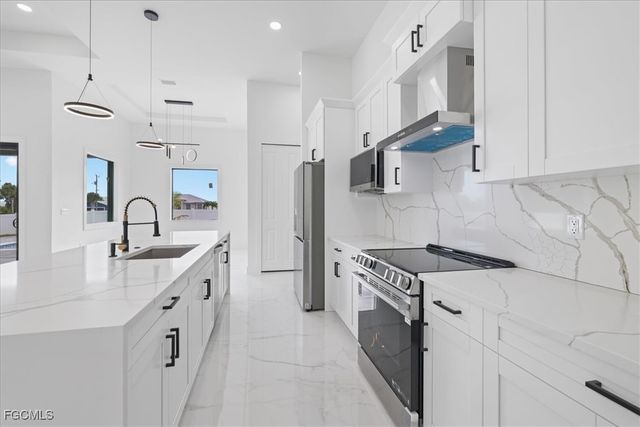 17375 Waco AVE, Port Charlotte, FL 33948