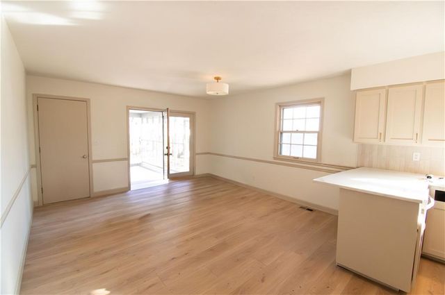 3415 Trail Road, Lawrence, KS 66049