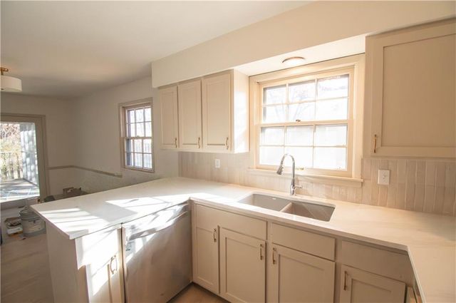 3415 Trail Road, Lawrence, KS 66049