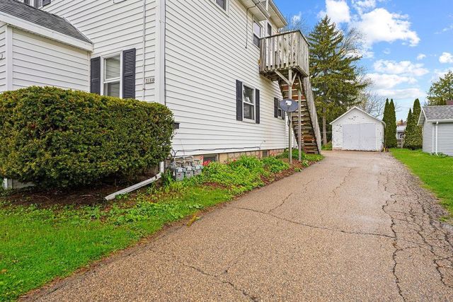 318 STERLING AVENUE, Oshkosh, WI 54901