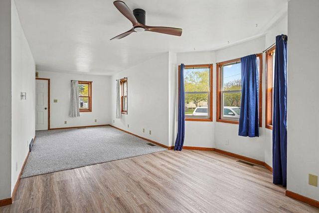 318 STERLING AVENUE, Oshkosh, WI 54901
