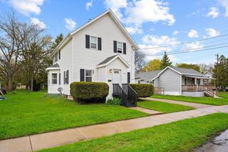318 STERLING AVENUE, Oshkosh, WI 54901