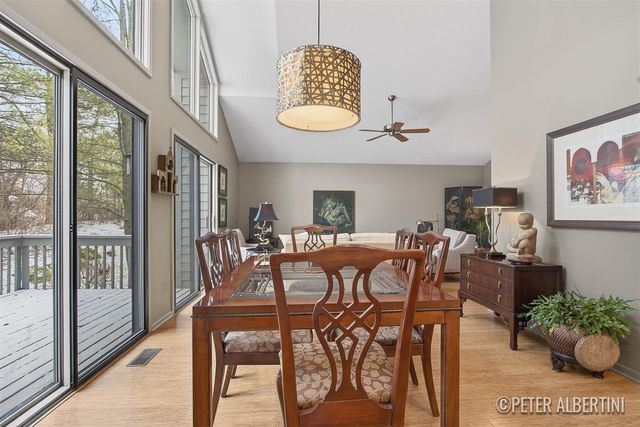 5171 N Quail Crest Drive, Grand Rapids, MI 49546